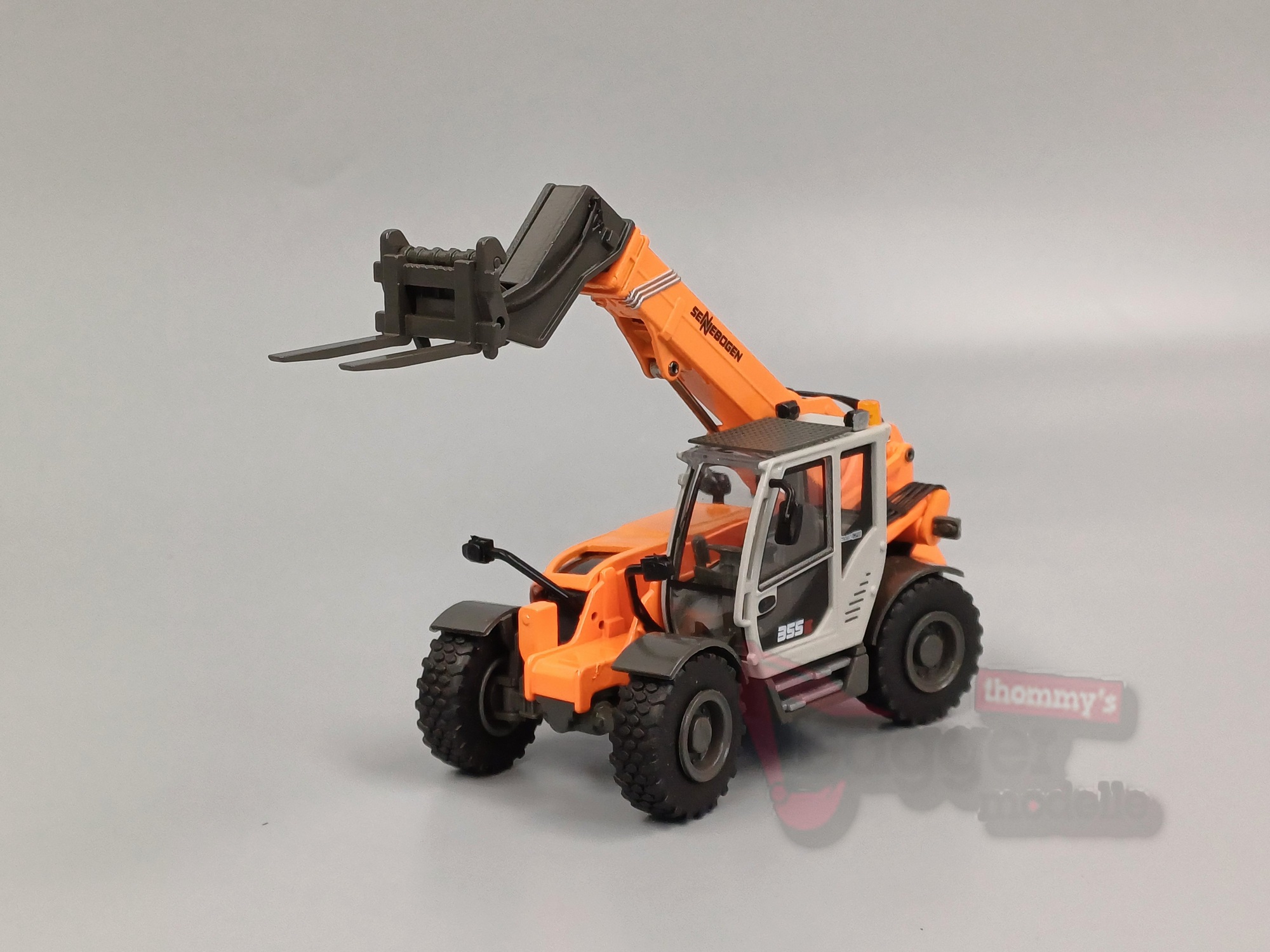 2454-3 - Conrad - Sennebogen 355 Teleskoplader "Kommunal"